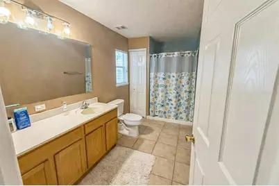 217 Tres Reyes Lane, Groveland, FL 34736 - Photo 9