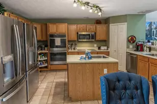 217 Tres Reyes Ln, Groveland, FL 34736 - Photo 5