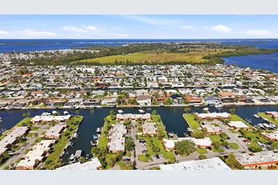 9528 Antiqua Cove #9528, Bradenton, FL 34210 - Photo 37