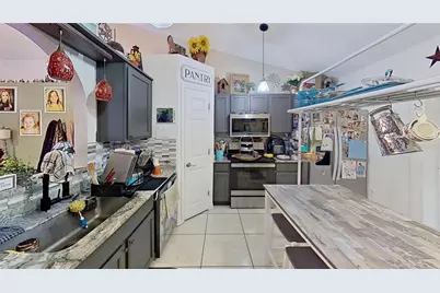 1031 Brenton Leaf Drive, Ruskin, FL 33570 - Photo 19