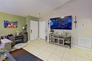 1031 Brenton Leaf Dr, Ruskin, FL 33570 - Photo 3