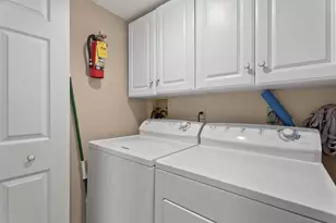 1332 Siesta Bayside Dr, Sarasota, FL 34242 - Photo 39