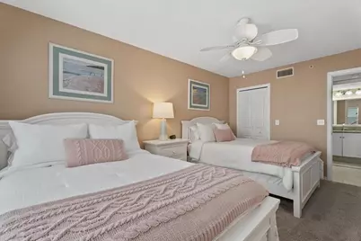 1332 Siesta Bayside Drive #1332C, Sarasota, FL 34242 - Photo 35