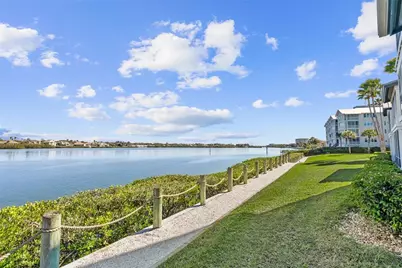 1332 Siesta Bayside Drive #1332C, Sarasota, FL 34242 - Photo 61