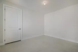 6009 White Mangrove Ln, Bradenton, FL 34210 - Photo 11