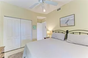 9620 Club S Cir, Sarasota, FL 34238 - Photo 9
