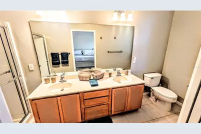 3880 82nd Avenue Circle E #101, Sarasota, FL 34243 - Photo 17