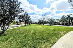 3880 82nd Ave Cir E, Sarasota, FL 34243 - Photo 35