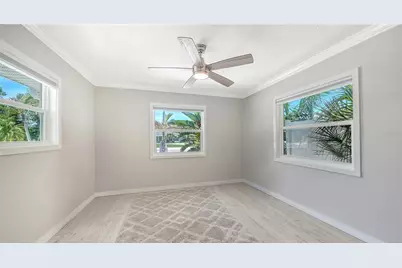 306 Island Circle, Sarasota, FL 34242 - Photo 25