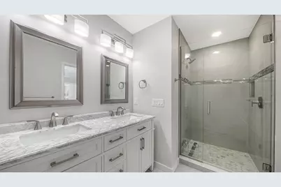 306 Island Circle, Sarasota, FL 34242 - Photo 23