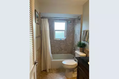 7477 Mariana Drive, Sarasota, FL 34231 - Photo 15