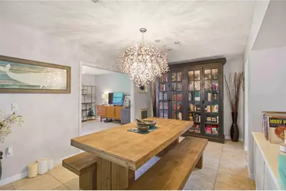 7354 W Country Club Drive N, Sarasota, FL 34243 - Photo 13