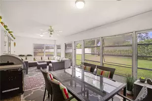 7354 W Country Club Dr N, Sarasota, FL 34243 - Photo 29