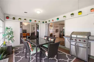 7354 W Country Club Dr N, Sarasota, FL 34243 - Photo 27