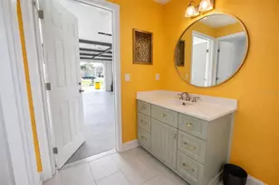 3602 Cambridge Dr W, Bradenton, FL 34205 - Photo 11