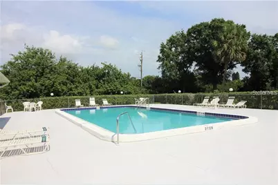 7287 Eleanor Circle #15, Sarasota, FL 34243 - Photo 3