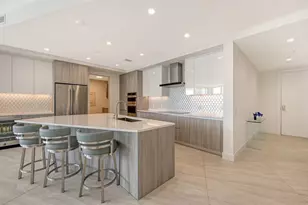 301 Quay Commons, Sarasota, FL 34236 - Photo 7