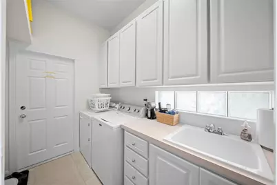 7687 Uliva Way, Sarasota, FL 34238 - Photo 23