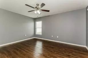 1435 Piney Branch Cir, Valrico, FL 33594 - Photo 11