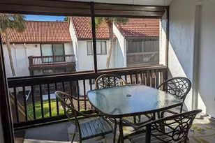 1634 Stickney Point Rd, Sarasota, FL 34231 - Photo 5