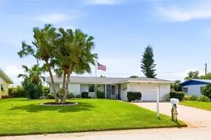 520 Glen Oak Rd, Venice, FL 34292 - Photo 1