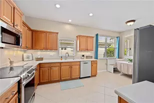 8769 Monterey Bay Loop, Bradenton, FL 34212 - Photo 11