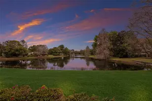 7062 Twin Hills Terrace, Lakewood Ranch, FL 34202 - Photo 15