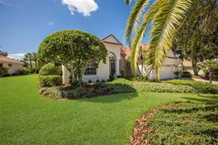 7062 Twin Hills Terrace, Lakewood Ranch, FL 34202 - Photo 17