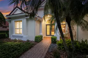 7062 Twin Hills Terrace, Lakewood Ranch, FL 34202 - Photo 3
