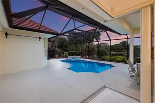 7062 Twin Hills Terrace, Lakewood Ranch, FL 34202 - Photo 9
