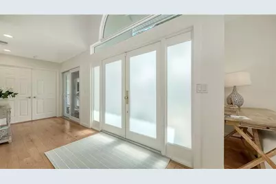 476 Meadow Lark Drive, Sarasota, FL 34236 - Photo 5