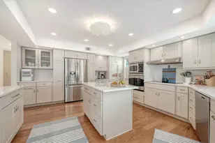 476 Meadow Lark Dr, Sarasota, FL 34236 - Photo 13