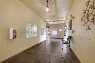 5591 Cannes Cir, Sarasota, FL 34231 - Photo 33