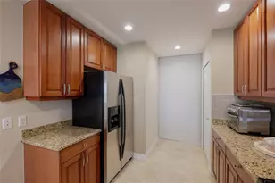 5591 Cannes Cir, Sarasota, FL 34231 - Photo 19