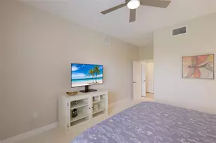 5591 Cannes Cir, Sarasota, FL 34231 - Photo 21