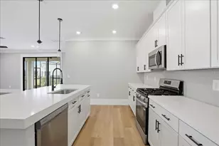 15165 Serene Shores Loop, Bradenton, FL 34211 - Photo 11