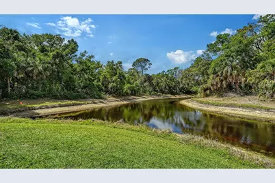 9000 Willow Brook Drive, Sarasota, FL 34238 - Photo 5