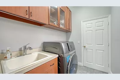 9000 Willow Brook Drive, Sarasota, FL 34238 - Photo 17