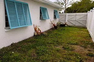 3641 Stokes Dr, Sarasota, FL 34232 - Photo 5