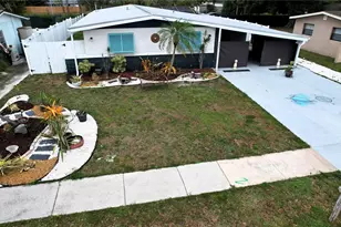 3641 Stokes Dr, Sarasota, FL 34232 - Photo 3