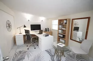 3641 Stokes Dr, Sarasota, FL 34232 - Photo 3