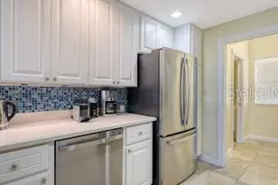 1500 Burgos Dr, Sarasota, FL 34238 - Photo 13