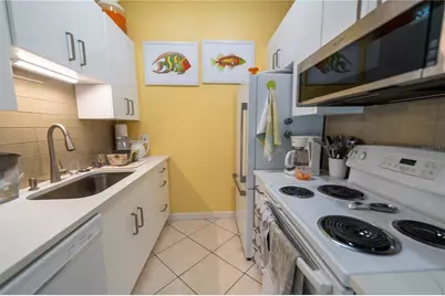 335 Bobby Jones Road #335, Sarasota, FL 34232 - Photo 7