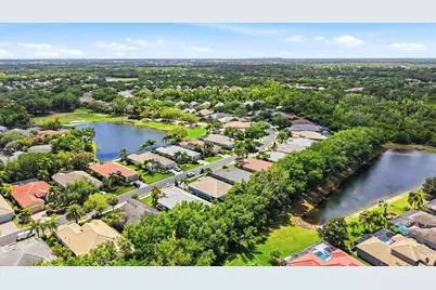 12323 Thornhill Court, Lakewood Ranch, FL 34202 - Photo 49