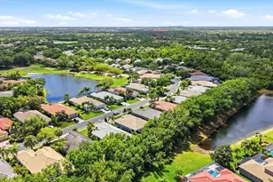 12323 Thornhill Ct, Lakewood Ranch, FL 34202 - Photo 49