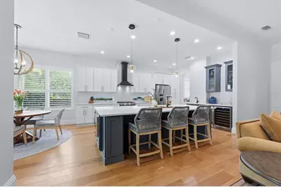 12323 Thornhill Court, Lakewood Ranch, FL 34202 - Photo 9