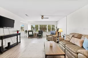 100 Bluff View Dr, Belleair Bluffs, FL 33770 - Photo 3