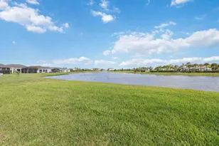 17817 Pastureland Ave, Lakewood Ranch, FL 34211 - Photo 33