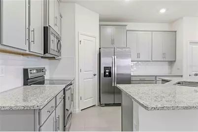 17817 Pastureland Avenue, Lakewood Ranch, FL 34211 - Photo 11