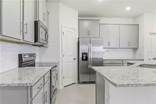 17817 Pastureland Ave, Lakewood Ranch, FL 34211 - Photo 11